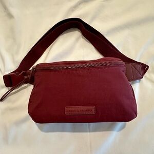 Poppy & Peonies In Motion Belt Bag